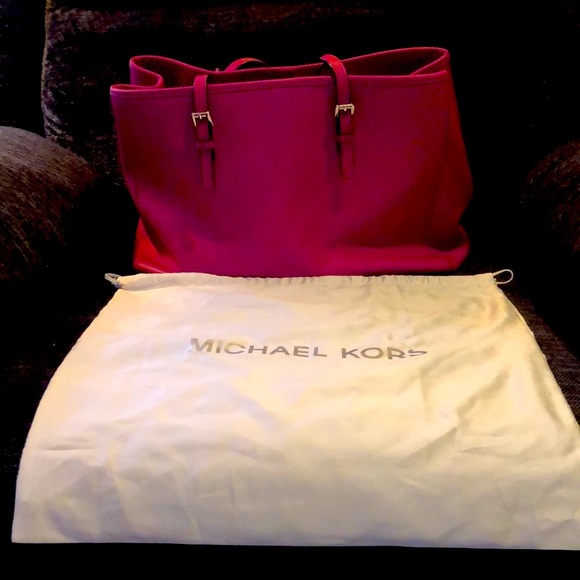Michael Kors purse - Picture 3 of 8